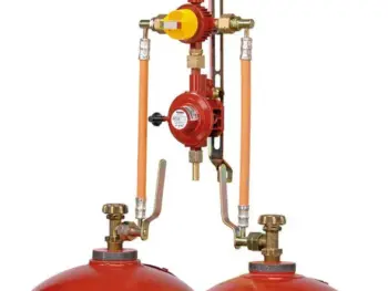 GOK Flaschenanlage mit automatischem Umschaltventil Typ AUV (50 mbar, 4 kg/h)